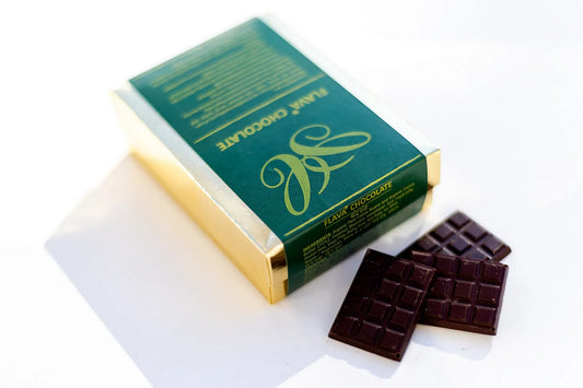 72% dark chocolate bar crafted from Peruvian cacao, sweetened with coconut blossom syrup and enhanced with royal jelly, made in Cyprus