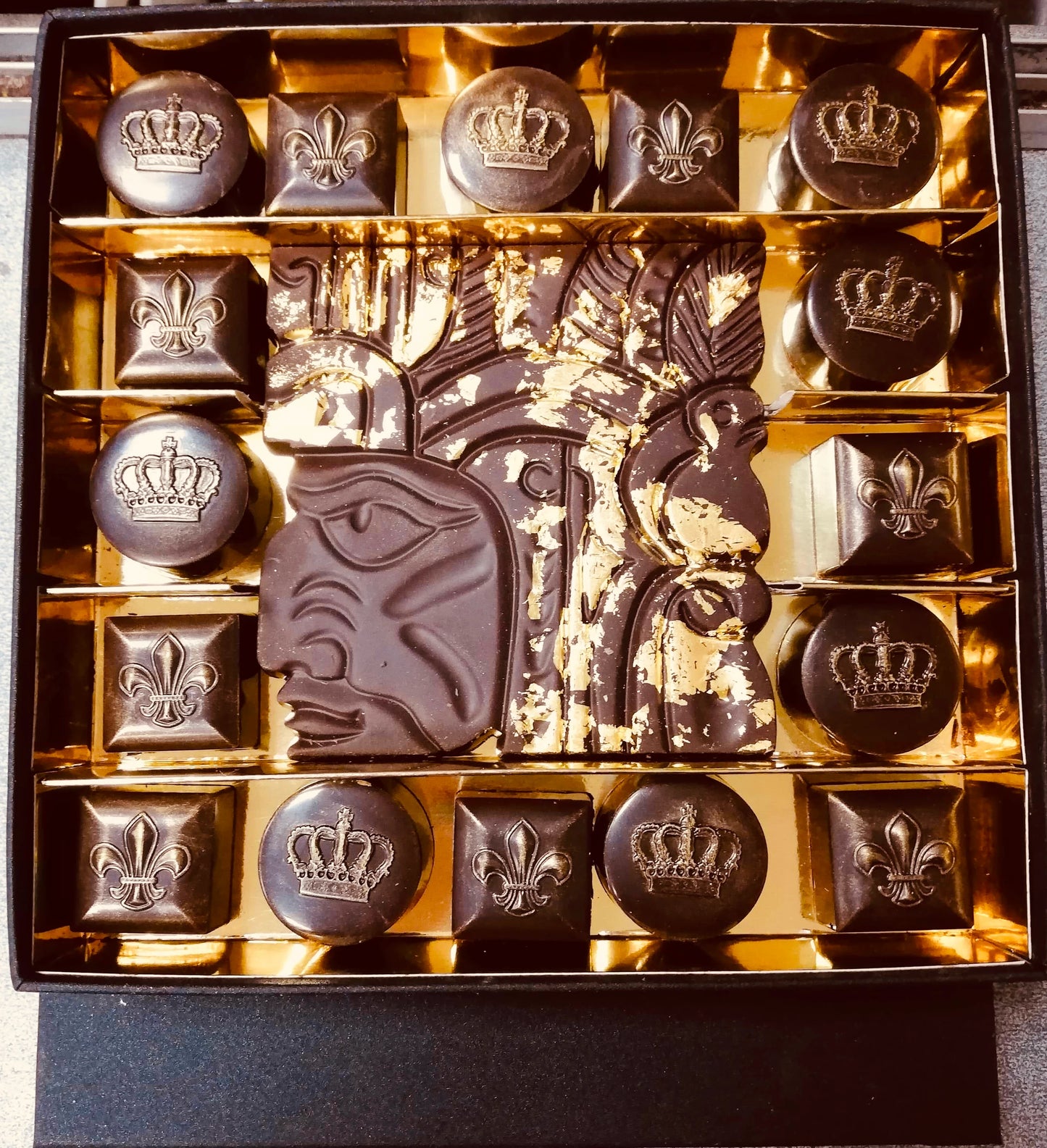 gold_chocolate_set